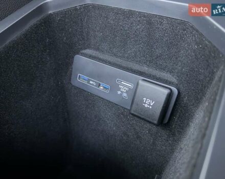 Серый Ягуар I-Pace, объемом двигателя 0 л и пробегом 46 тыс. км за 29999 $, фото 64 на Automoto.ua