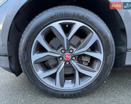 Серый Ягуар I-Pace, объемом двигателя 0 л и пробегом 20 тыс. км за 25700 $, фото 9 на Automoto.ua
