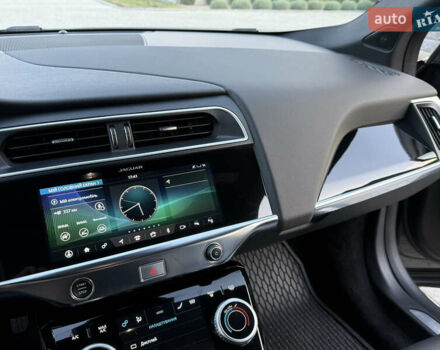 Серый Ягуар I-Pace, объемом двигателя 0 л и пробегом 126 тыс. км за 22800 $, фото 44 на Automoto.ua