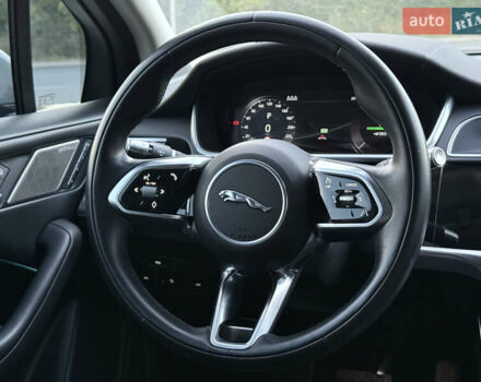 Серый Ягуар I-Pace, объемом двигателя 0 л и пробегом 75 тыс. км за 28800 $, фото 3 на Automoto.ua
