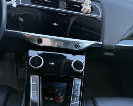 Серый Ягуар I-Pace, объемом двигателя 0 л и пробегом 100 тыс. км за 23000 $, фото 27 на Automoto.ua