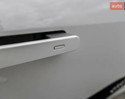 Серый Ягуар I-Pace, объемом двигателя 0 л и пробегом 40 тыс. км за 33900 $, фото 34 на Automoto.ua