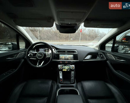 Серый Ягуар I-Pace, объемом двигателя 0 л и пробегом 80 тыс. км за 27700 $, фото 29 на Automoto.ua