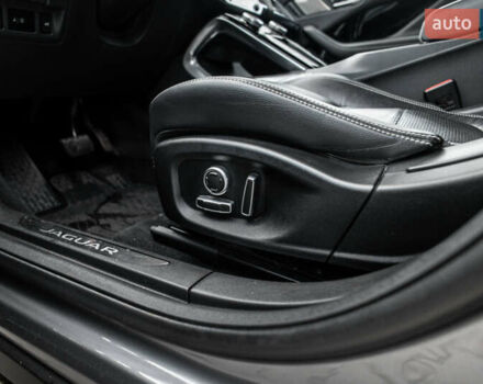 Серый Ягуар I-Pace, объемом двигателя 0 л и пробегом 114 тыс. км за 30900 $, фото 17 на Automoto.ua