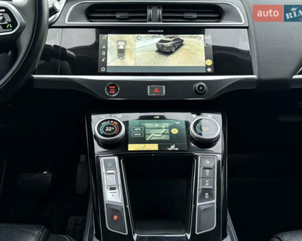 Серый Ягуар I-Pace, объемом двигателя 0 л и пробегом 80 тыс. км за 27700 $, фото 34 на Automoto.ua