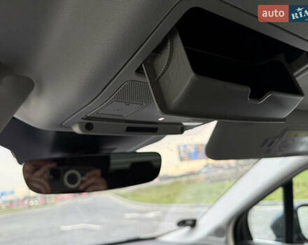 Серый Ягуар I-Pace, объемом двигателя 0 л и пробегом 92 тыс. км за 19999 $, фото 32 на Automoto.ua