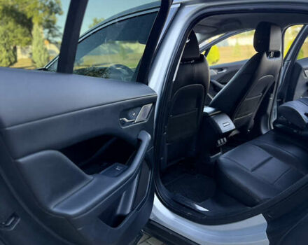 Серый Ягуар I-Pace, объемом двигателя 0 л и пробегом 100 тыс. км за 23000 $, фото 35 на Automoto.ua