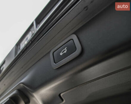 Серый Ягуар I-Pace, объемом двигателя 0 л и пробегом 40 тыс. км за 33900 $, фото 23 на Automoto.ua