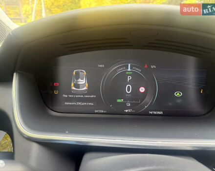 Серый Ягуар I-Pace, объемом двигателя 0 л и пробегом 41 тыс. км за 27000 $, фото 15 на Automoto.ua