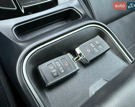 Серый Ягуар I-Pace, объемом двигателя 0 л и пробегом 92 тыс. км за 19999 $, фото 67 на Automoto.ua