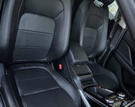 Серый Ягуар I-Pace, объемом двигателя 0 л и пробегом 180 тыс. км за 21900 $, фото 26 на Automoto.ua
