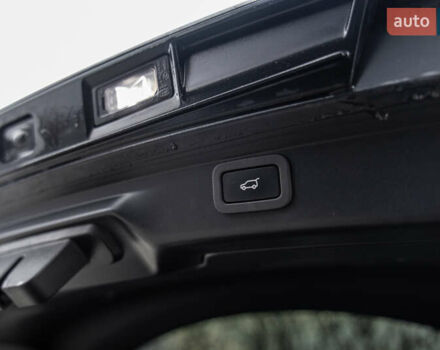 Серый Ягуар I-Pace, объемом двигателя 0 л и пробегом 114 тыс. км за 30900 $, фото 20 на Automoto.ua