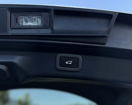 Серый Ягуар I-Pace, объемом двигателя 0 л и пробегом 100 тыс. км за 23000 $, фото 29 на Automoto.ua