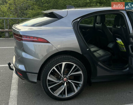 Серый Ягуар I-Pace, объемом двигателя 0 л и пробегом 117 тыс. км за 26300 $, фото 16 на Automoto.ua