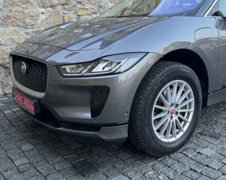 Серый Ягуар I-Pace, объемом двигателя 0 л и пробегом 180 тыс. км за 21900 $, фото 4 на Automoto.ua