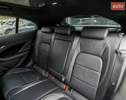Серый Ягуар I-Pace, объемом двигателя 0 л и пробегом 40 тыс. км за 33900 $, фото 13 на Automoto.ua