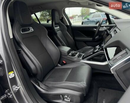 Серый Ягуар I-Pace, объемом двигателя 0 л и пробегом 91 тыс. км за 28900 $, фото 66 на Automoto.ua