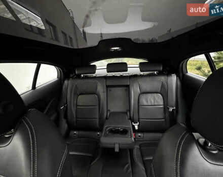 Серый Ягуар I-Pace, объемом двигателя 0 л и пробегом 98 тыс. км за 29700 $, фото 29 на Automoto.ua