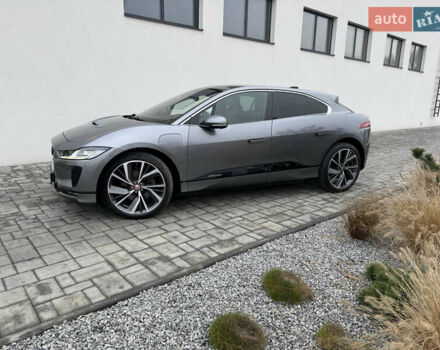 Серый Ягуар I-Pace, объемом двигателя 0 л и пробегом 98 тыс. км за 29700 $, фото 8 на Automoto.ua
