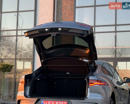 Серый Ягуар I-Pace, объемом двигателя 0 л и пробегом 89 тыс. км за 29300 $, фото 36 на Automoto.ua