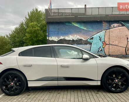 Серый Ягуар I-Pace, объемом двигателя 0 л и пробегом 79 тыс. км за 30500 $, фото 9 на Automoto.ua