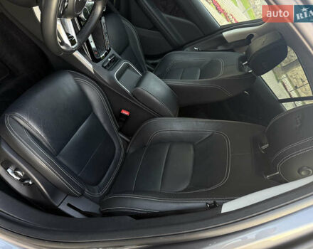 Серый Ягуар I-Pace, объемом двигателя 0 л и пробегом 66 тыс. км за 33900 $, фото 22 на Automoto.ua