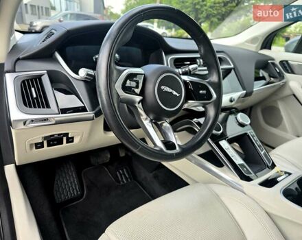Сірий Ягуар I-Pace, об'ємом двигуна 0 л та пробігом 70 тис. км за 27900 $, фото 26 на Automoto.ua