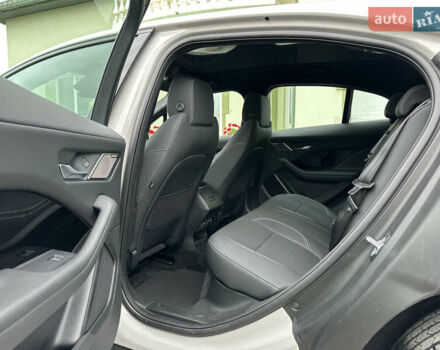 Серый Ягуар I-Pace, объемом двигателя 0 л и пробегом 115 тыс. км за 27000 $, фото 98 на Automoto.ua
