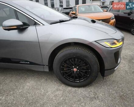 Серый Ягуар I-Pace, объемом двигателя 0 л и пробегом 140 тыс. км за 29999 $, фото 3 на Automoto.ua