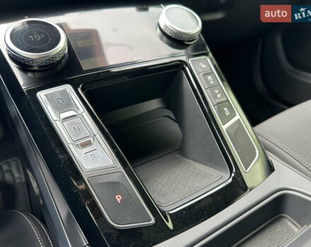 Серый Ягуар I-Pace, объемом двигателя 0 л и пробегом 115 тыс. км за 27000 $, фото 82 на Automoto.ua