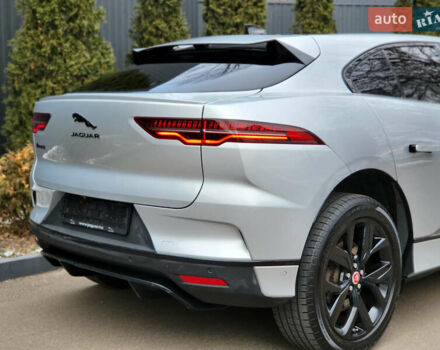 Серый Ягуар I-Pace, объемом двигателя 0 л и пробегом 288 тыс. км за 21999 $, фото 5 на Automoto.ua
