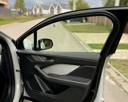 Ягуар I-Pace 2021 в Киеве на Automoto.ua Серый Ягуар I-Pace, объемом двигателя 0 л и пробегом 85 тыс. км за 32400 $, фото 47 на Automoto.ua