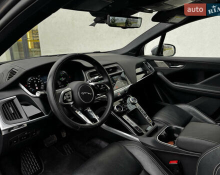 Серый Ягуар I-Pace, объемом двигателя 0 л и пробегом 98 тыс. км за 29700 $, фото 24 на Automoto.ua