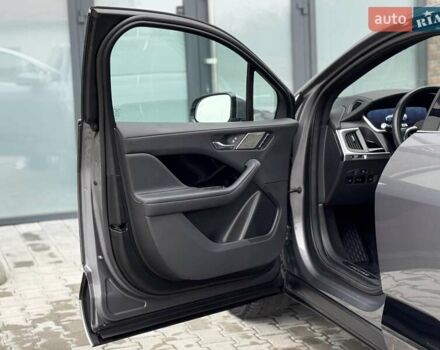 Сірий Ягуар I-Pace, об'ємом двигуна 0 л та пробігом 90 тис. км за 27999 $, фото 39 на Automoto.ua
