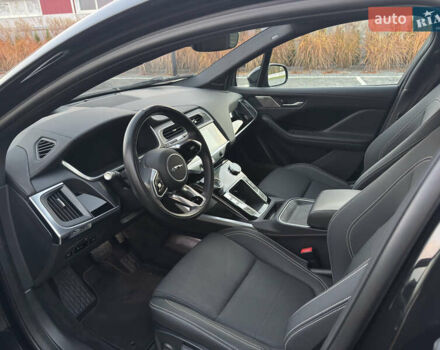 Серый Ягуар I-Pace, объемом двигателя 0 л и пробегом 86 тыс. км за 28300 $, фото 19 на Automoto.ua