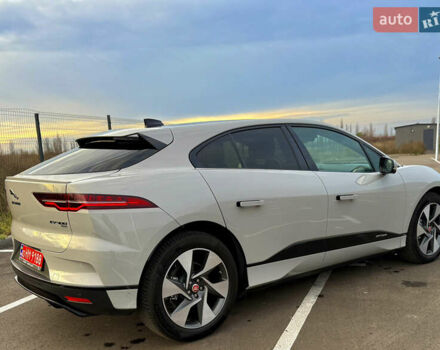 Серый Ягуар I-Pace, объемом двигателя 0 л и пробегом 85 тыс. км за 31999 $, фото 3 на Automoto.ua