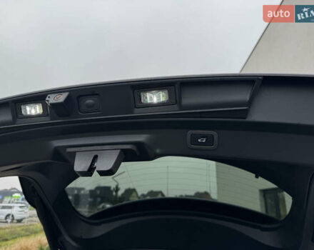 Серый Ягуар I-Pace, объемом двигателя 0 л и пробегом 98 тыс. км за 29700 $, фото 41 на Automoto.ua