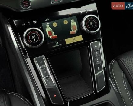 Сірий Ягуар I-Pace, об'ємом двигуна 0 л та пробігом 90 тис. км за 27999 $, фото 53 на Automoto.ua