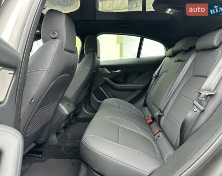 Серый Ягуар I-Pace, объемом двигателя 0 л и пробегом 115 тыс. км за 27000 $, фото 99 на Automoto.ua