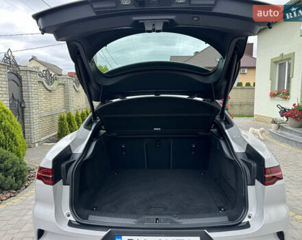 Серый Ягуар I-Pace, объемом двигателя 0 л и пробегом 115 тыс. км за 27000 $, фото 101 на Automoto.ua