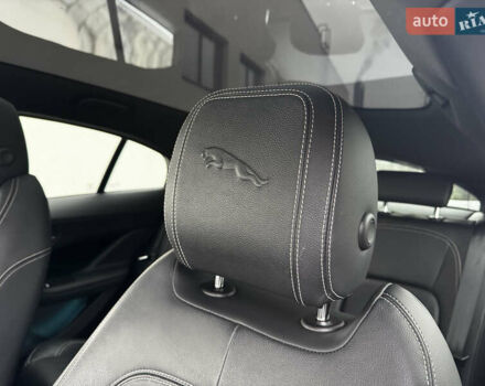 Серый Ягуар I-Pace, объемом двигателя 0 л и пробегом 98 тыс. км за 29700 $, фото 30 на Automoto.ua
