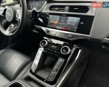 Серый Ягуар I-Pace, объемом двигателя 0 л и пробегом 98 тыс. км за 29700 $, фото 46 на Automoto.ua