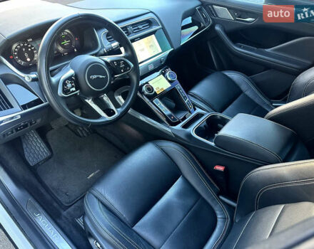 Серый Ягуар I-Pace, объемом двигателя 0 л и пробегом 38 тыс. км за 36550 $, фото 8 на Automoto.ua