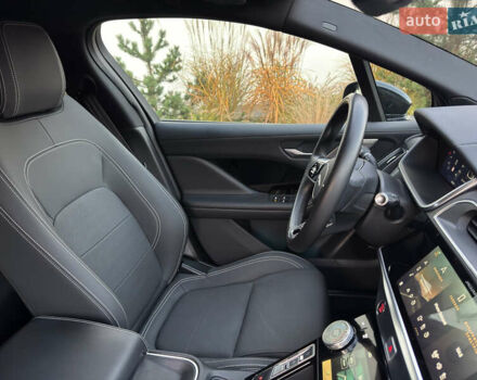 Серый Ягуар I-Pace, объемом двигателя 0 л и пробегом 86 тыс. км за 28300 $, фото 37 на Automoto.ua