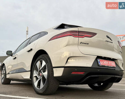 Серый Ягуар I-Pace, объемом двигателя 0 л и пробегом 85 тыс. км за 31999 $, фото 16 на Automoto.ua