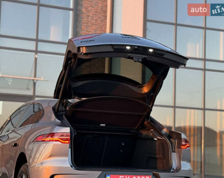 Серый Ягуар I-Pace, объемом двигателя 0 л и пробегом 89 тыс. км за 29300 $, фото 37 на Automoto.ua