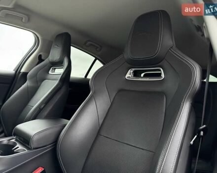 Серый Ягуар I-Pace, объемом двигателя 0 л и пробегом 91 тыс. км за 28900 $, фото 47 на Automoto.ua