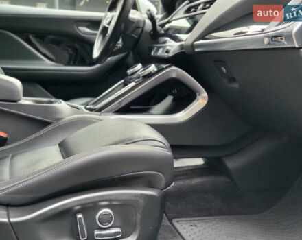 Серый Ягуар I-Pace, объемом двигателя 0 л и пробегом 288 тыс. км за 21999 $, фото 19 на Automoto.ua