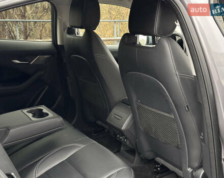 Серый Ягуар I-Pace, объемом двигателя 0 л и пробегом 118 тыс. км за 25900 $, фото 82 на Automoto.ua