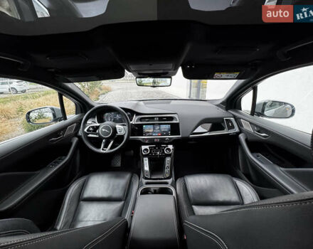 Серый Ягуар I-Pace, объемом двигателя 0 л и пробегом 98 тыс. км за 29700 $, фото 47 на Automoto.ua